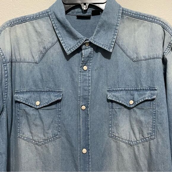 Livergy Men’s Denim Shirt w/ Pearl Snaps Ombré Coloring 100% Cotton Size XL - Picture 1 of 9